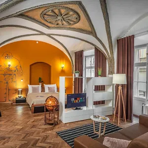 https://7-tales-suites.praguehotelsweb.com
